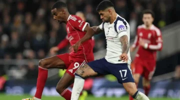 ليفربول يواجه القلق.. غياب إيزاك يمتد لشهور طويلة